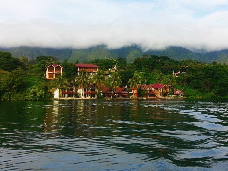 Mas Cottages Tuk Tuk Buitenkant foto
